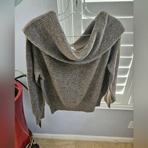 H&M Knit Sweater Size Xsmall